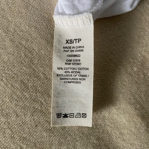 SALE GARAGE White Off-the-Shoulder crop top with Navy Embroidered Collar size XS - Picture 6 of 7